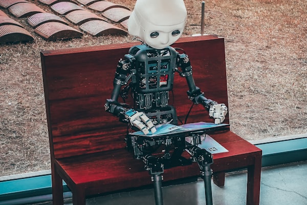 Service d'intelligence artificielle — chatbots, automatisation et analyse prédictive